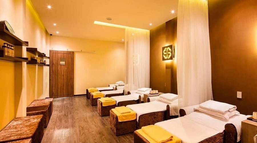 Lucky Spa Nha Trang Foot Body Massage