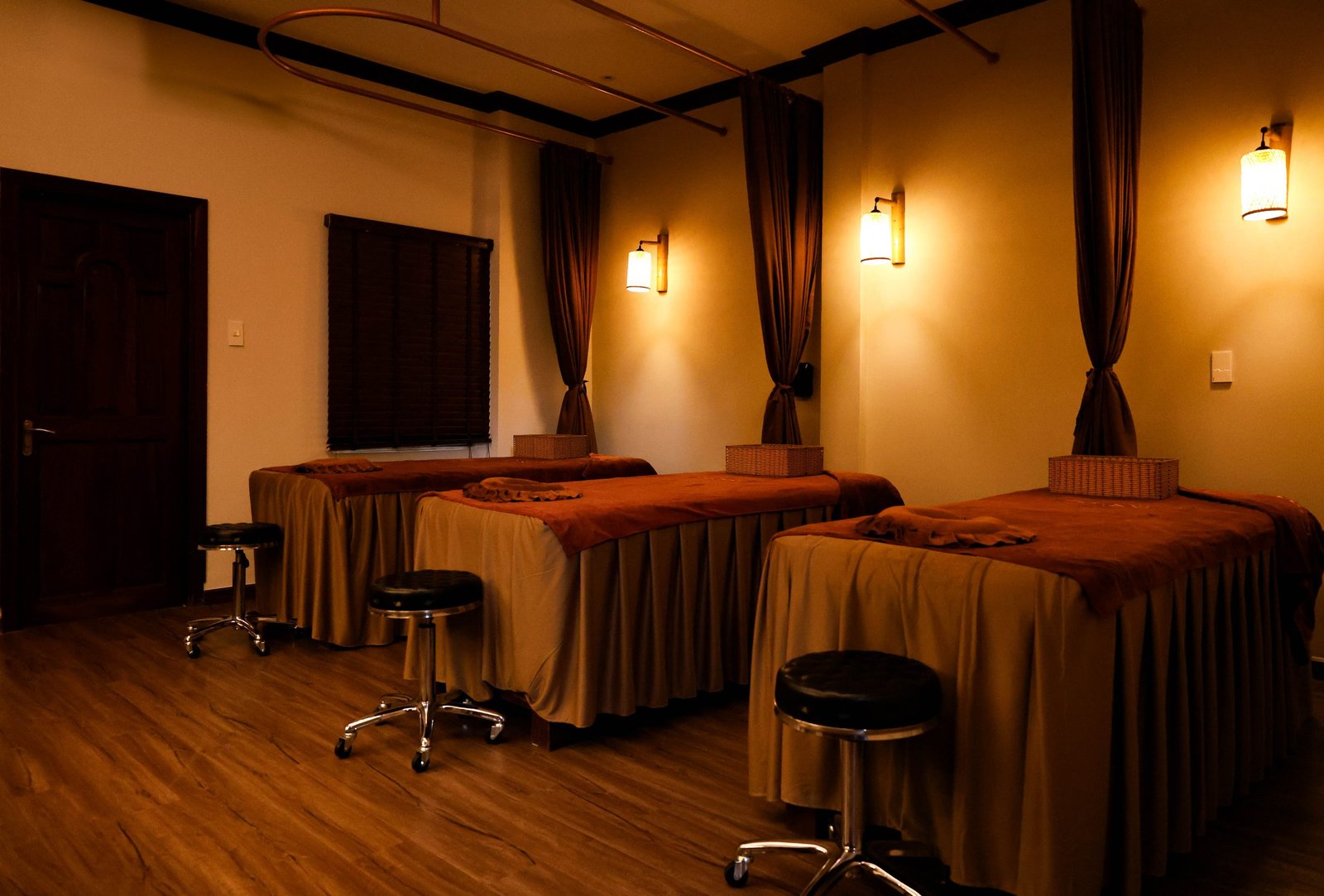 Massage Tri Lieu Dong Y Duong Sinh – Queen Spa