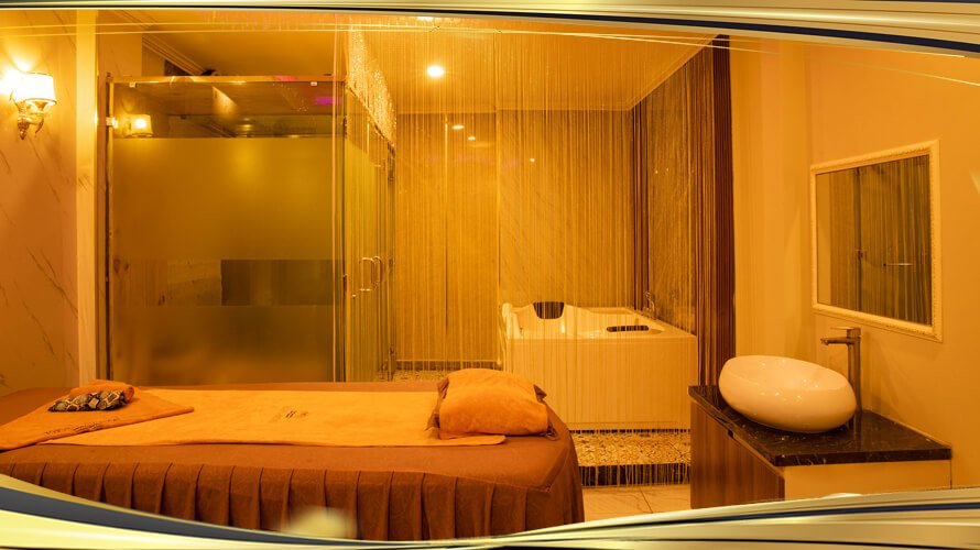 Massage Hoàng Gia Gò Vấp - Không gian sang trọng, trải nghiệm massage từ A đến Z độc đáo tại TPHCM.