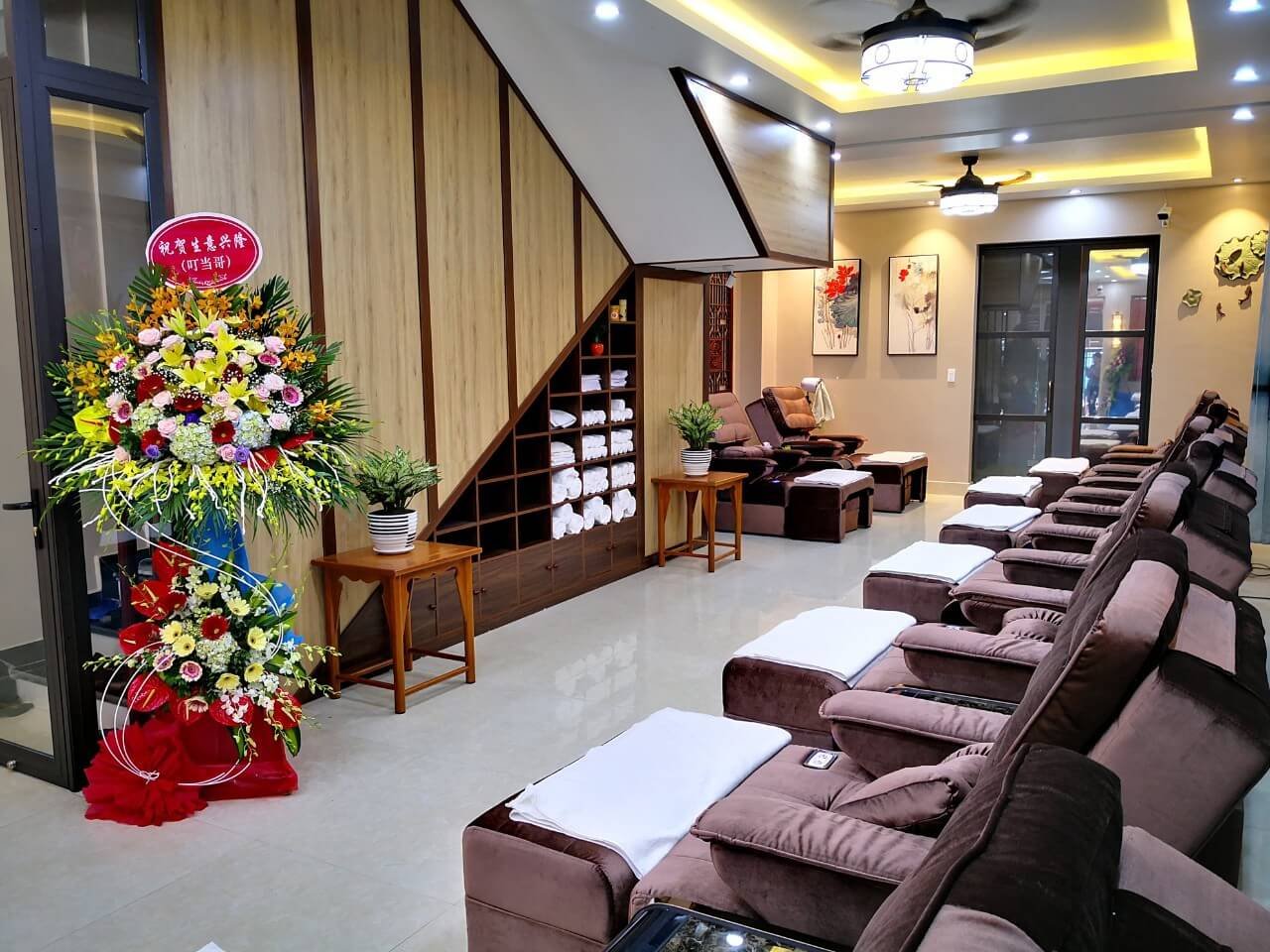 massage phuc an khang
