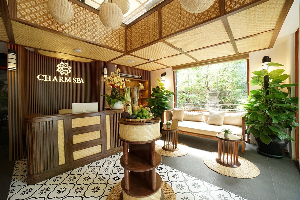 Charm Spa Grand