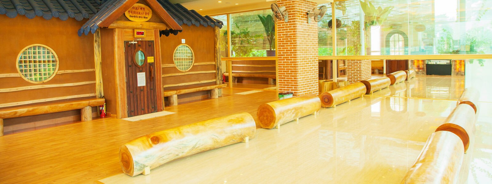 Golden Lotus Spa 1
