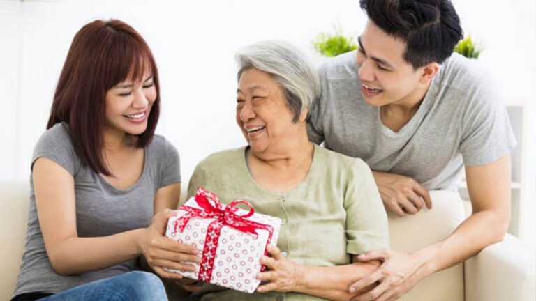 Top 10 Món Quà Tặng Chăm Sóc Sức Khỏe Ý Nghĩa Và Thiết Thực Nhất