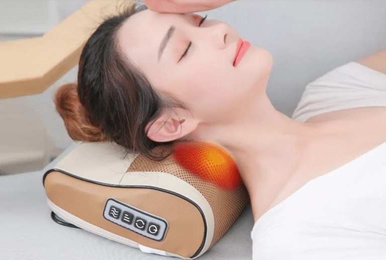 Cách Sử Dụng Gối Massage Hồng Ngoại 8 Bi Hiệu Quả Nhất Để Thư Giãn