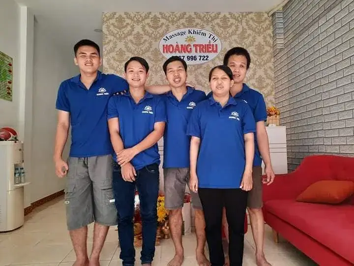 Massage Hoàng Triều là điểm đến lý tưởng để bạn trải nghiệm dịch vụ chăm sóc sức khỏe chất lượng cao.
