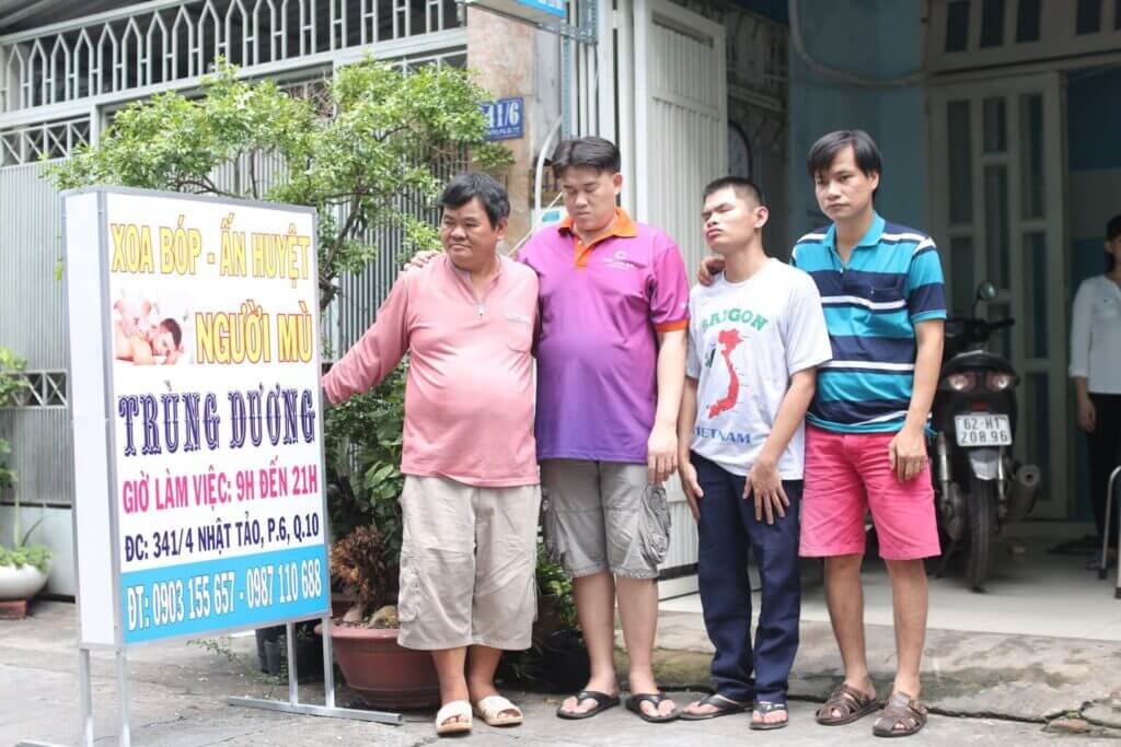 Massage khiếm thị Trùng Dương: Không gian thư giãn, liệu pháp phục hồi sức khỏe chất lượng tại Sài Gòn.