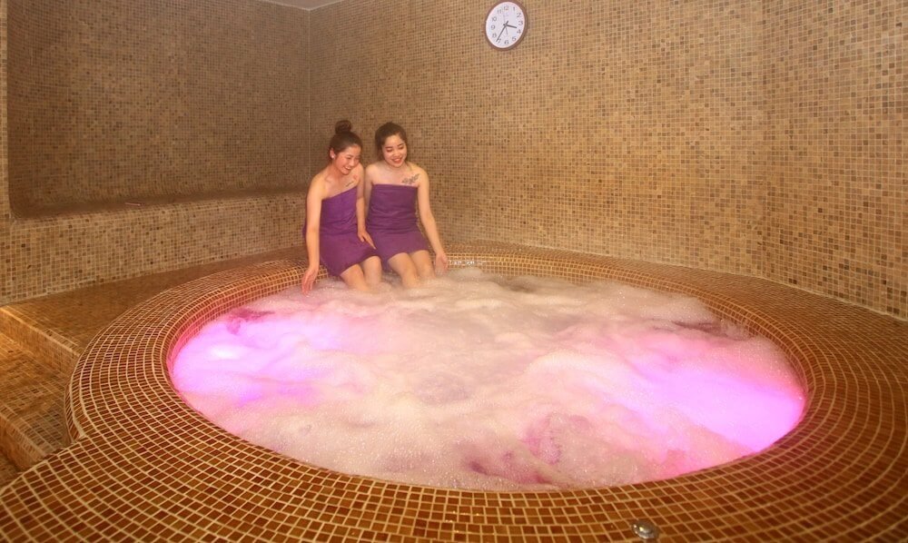 Hình ảnh phòng massage sang trọng tại Massage Sauna Venus ở Bắc Ninh