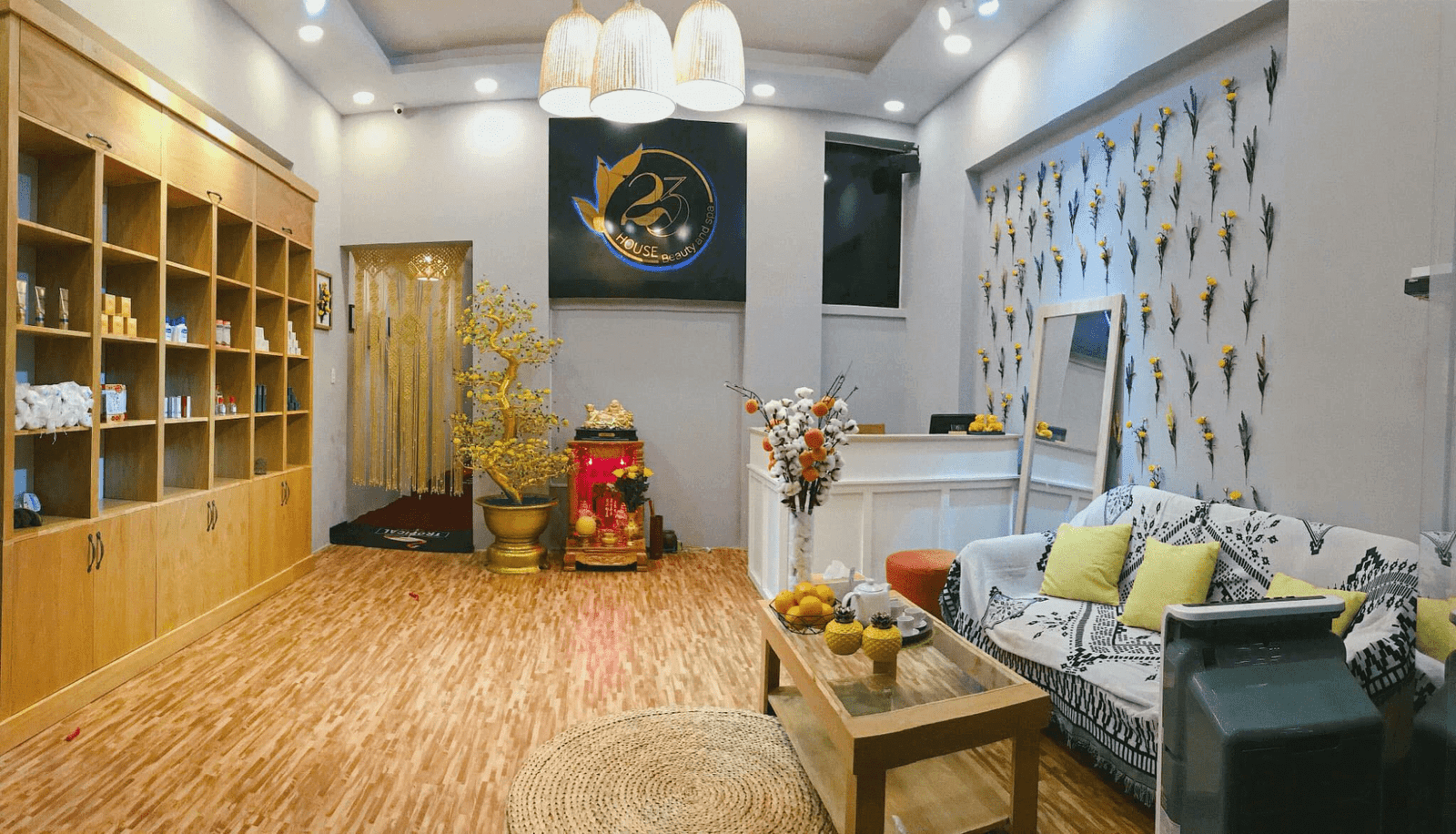 Tận hưởng dịch vụ massage dĩ an chuyên nghiệp tại Nsine Beauté Spa