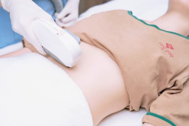 Tìm Hiểu Nguyên Nhân Và Cách Triệt Lông Bụng An Toàn, Hiệu Quả