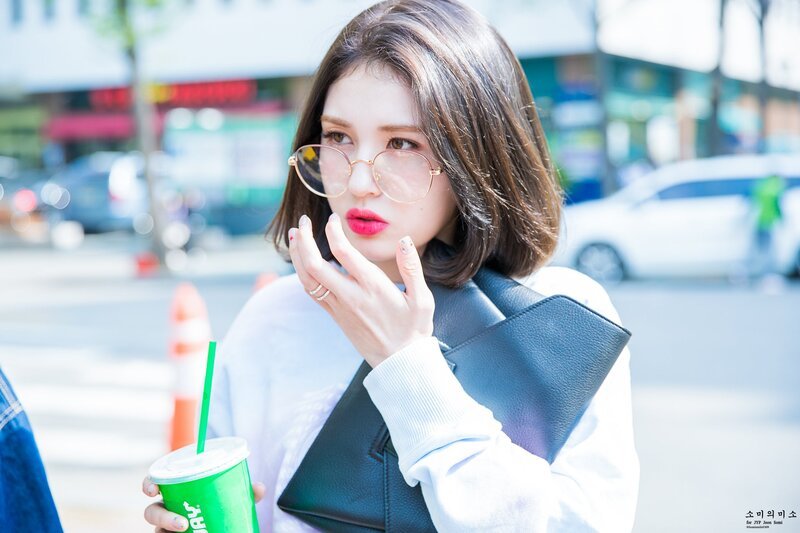 những kiểu tóc ngắn duỗi thẳng