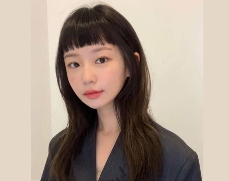 Kiểu tóc dài thẳng thời trang