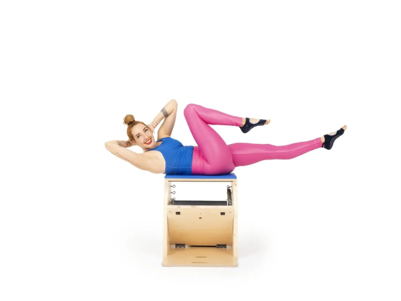 Bài tập Criss Cross trên Wunda Chair