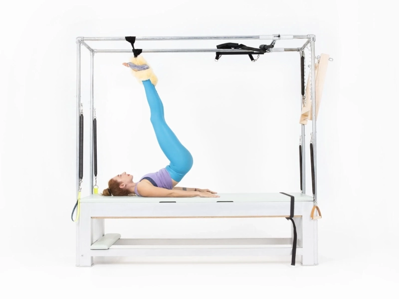 bai-tap-pilates-half-hanging-tren-cadillac-2-1 Lợi ích của bài tập Half Hanging trên Cadillac