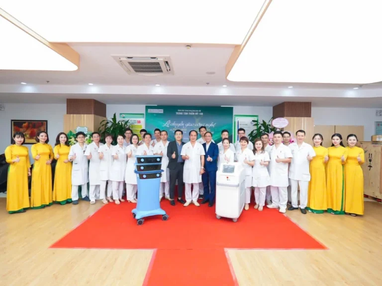 Hút Mỡ Bụng Tại Hà Nội: Lộ Diện 10 Địa Chỉ An Toàn, Uy Tín Hàng Đầu