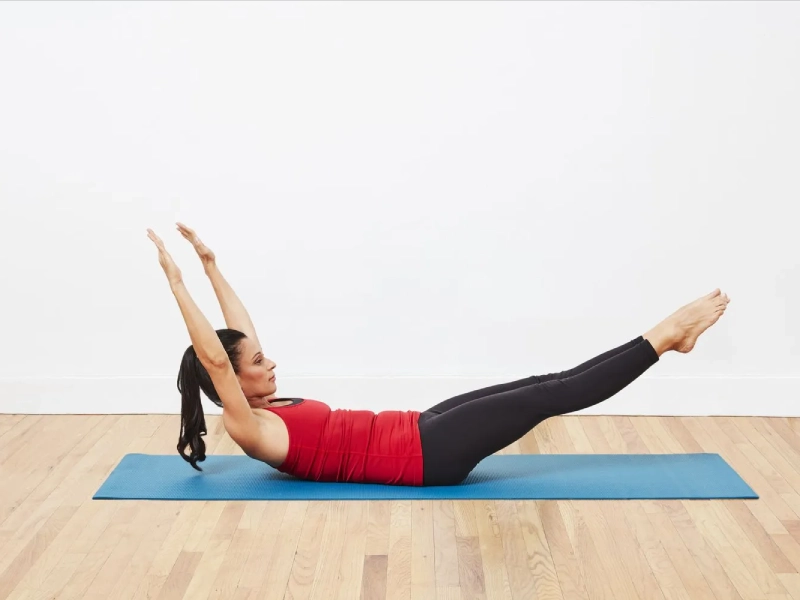 huong-dan-chi-tiet-bai-tap-pilates-double-leg-stretch2 Lợi ích của bài tập Double Leg Stretch