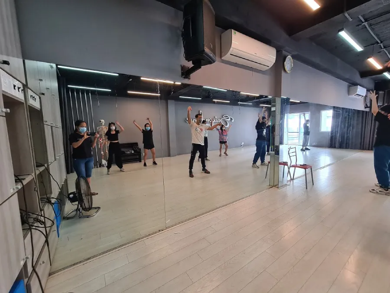 lop-hoc-nhay-zumba-tphcm-3 Học Zumba tại Saigon Dance