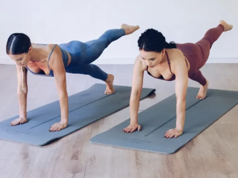 Thảm tập Pilates: Lợi ích bất ngờ và mẹo vàng chọn mua chuẩn chỉnh